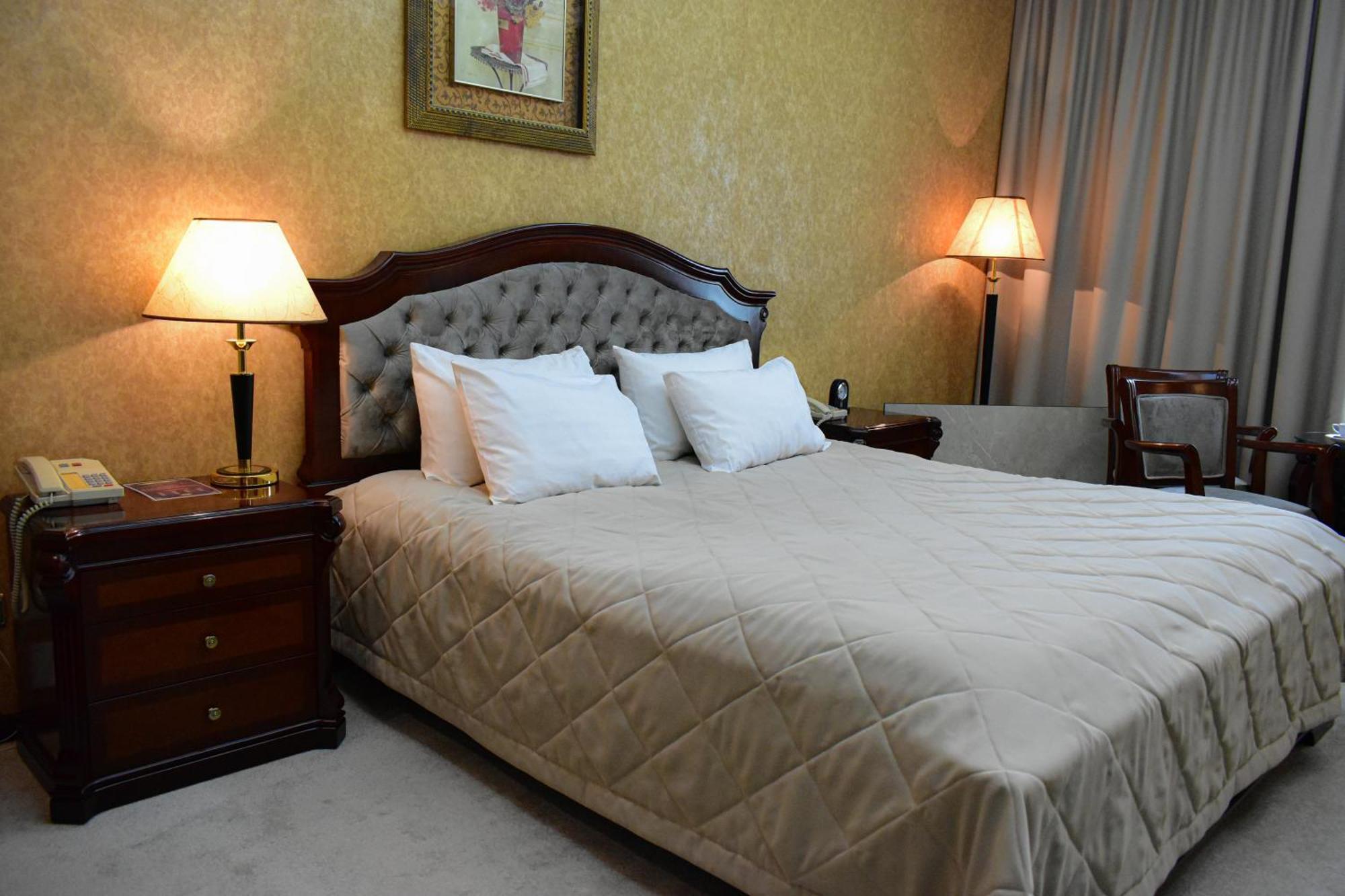 Hotel Feride Vinnytsia Luaran gambar